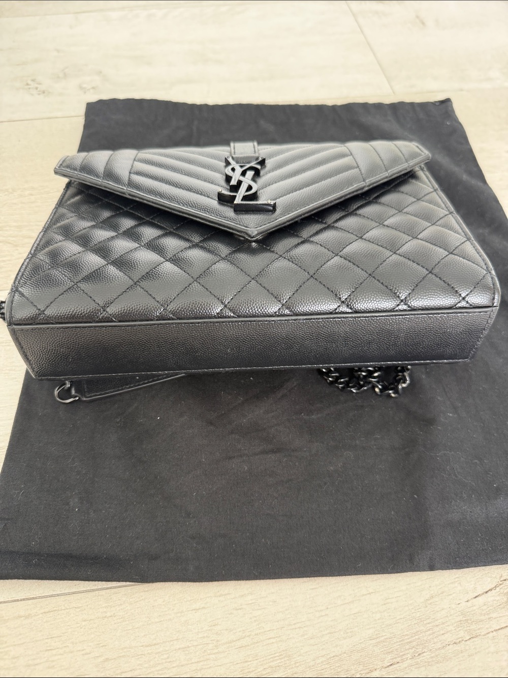 Saint Laurent Black Quilted Leather Chain Bag - Picture 10 of 12